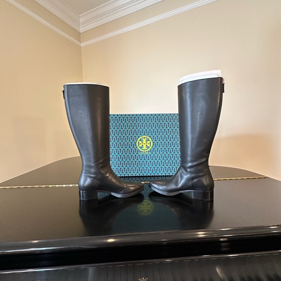 NWT RARE luxury classic minimalist equestrian authentic Tory Burch Sidney Boots - Picture 11 of 17